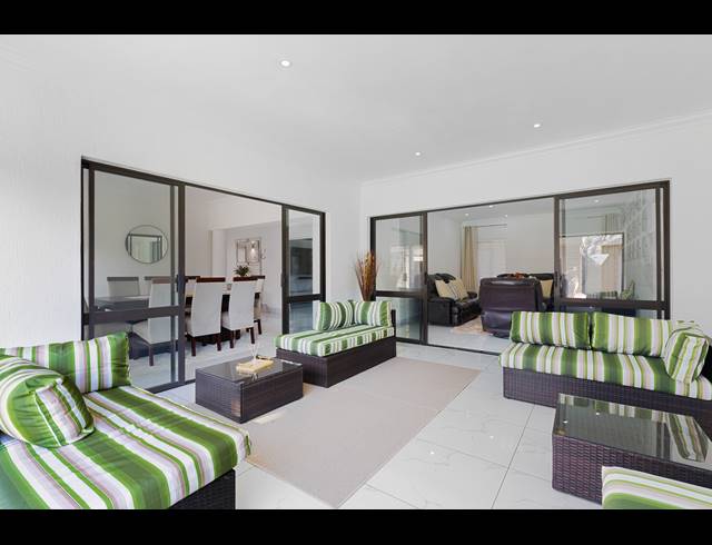 5 BEDROOM HOUSE FOR SALE IN FOURWAYS GARDENS